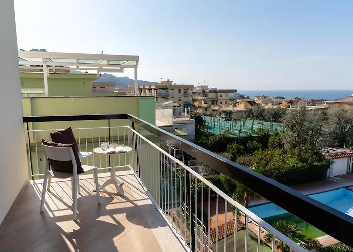 Vanity Гостевой дом Сорренто